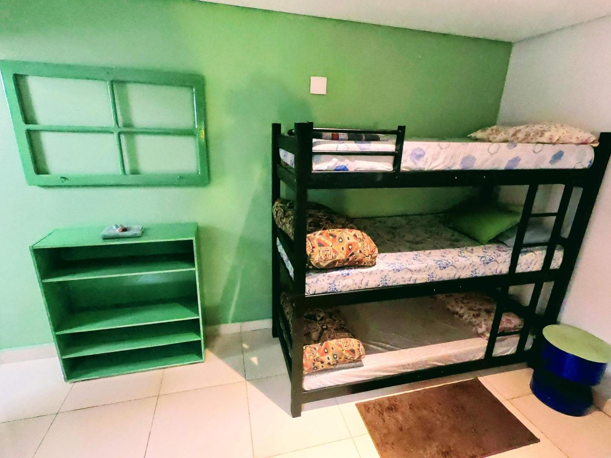 Apartment Ideal - Estudios Mobiliados, Ar-condicionado E Cozinha Guaruja