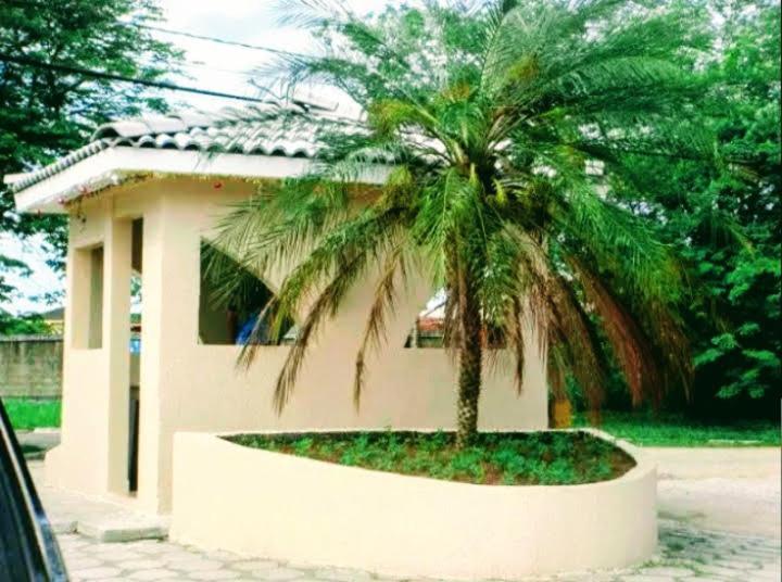 Ideal - Estudios Mobiliados, Ar-condicionado E Cozinha * Guaruja