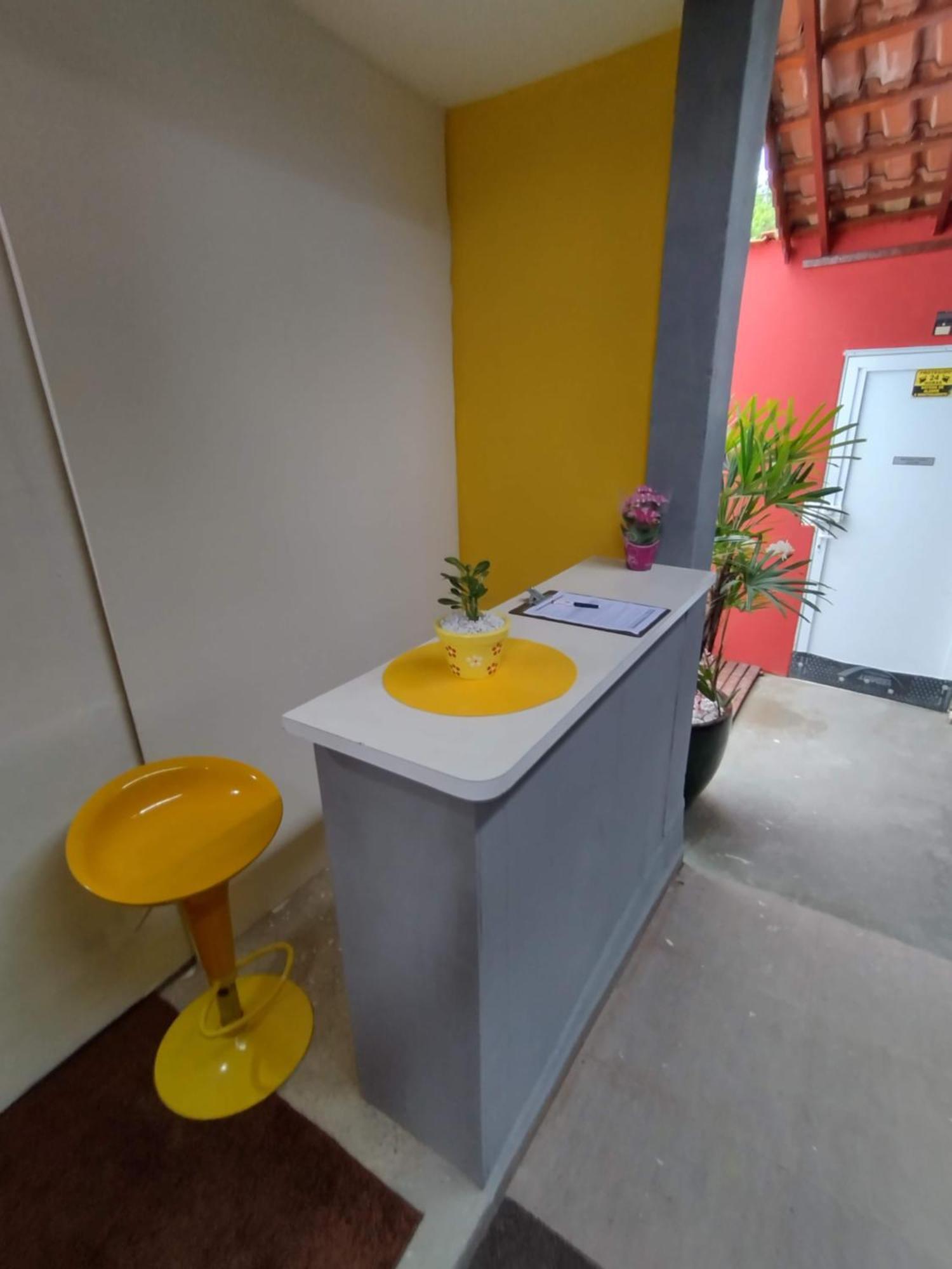 Apartment Ideal - Estudios Mobiliados, Ar-condicionado E Cozinha Guaruja